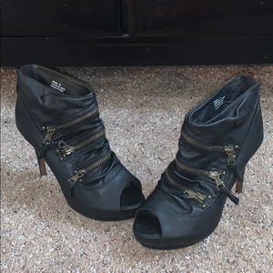 Zigi Soho Zipora Heels